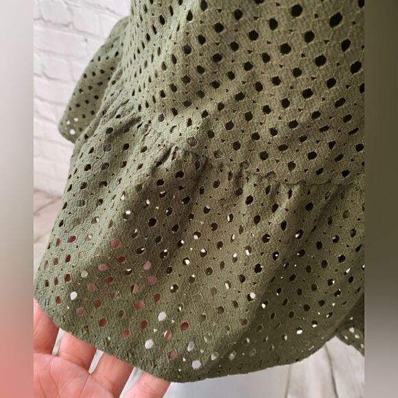 🆕🔮 a.n.a | Green Peplum Eyelet Top - Picture 2 of 5